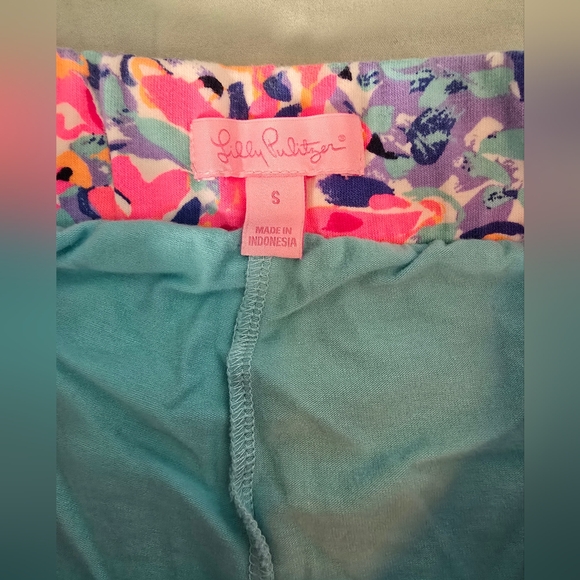 Lilly Pulitzer skort - Picture 3 of 5